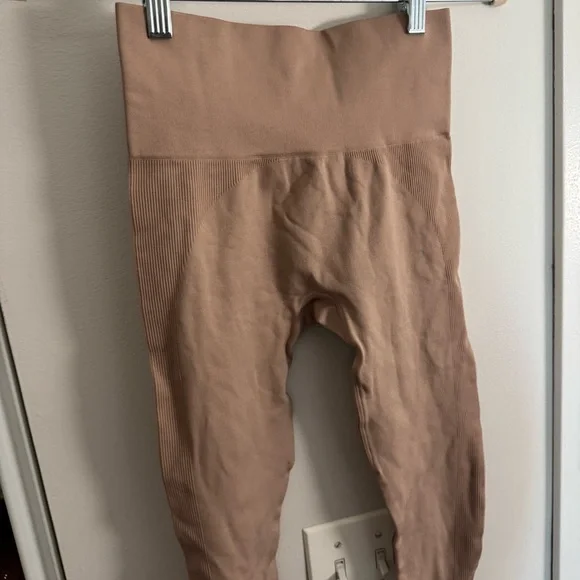 SET Active Blush Pink Sculpt Flex Leggings - Picture 5 of 7